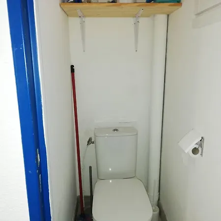 Avec Jardinet Et Parking Privatif