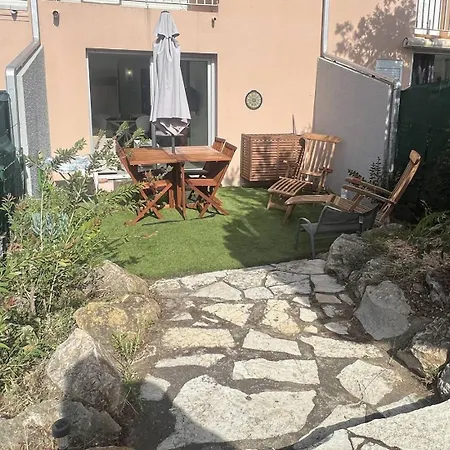 Avec Jardinet Et Parking Privatif Appartement *